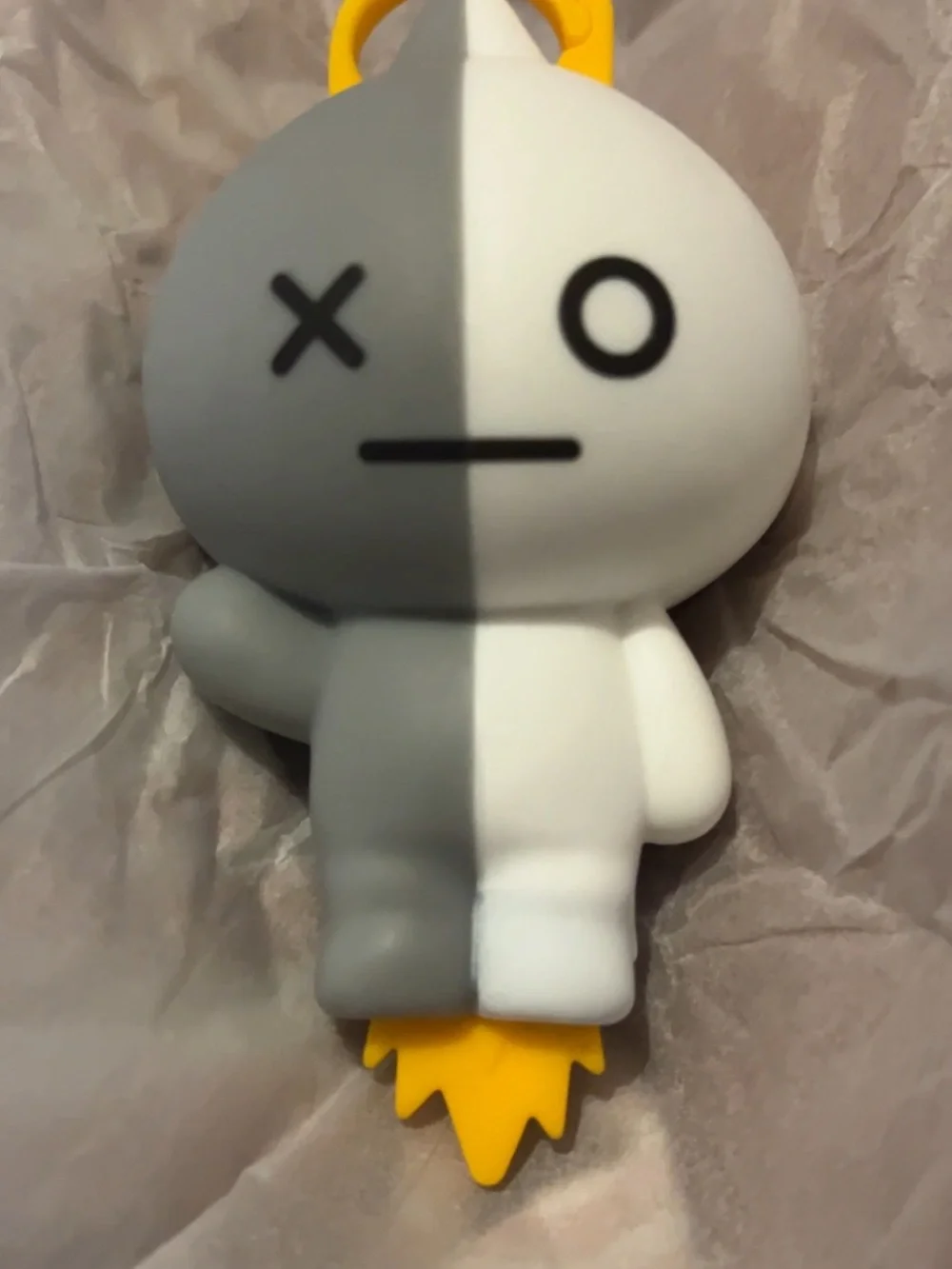 2026 McDonald’s BT21 VAN Happy Meal Toy Keychain BTS Character With Box